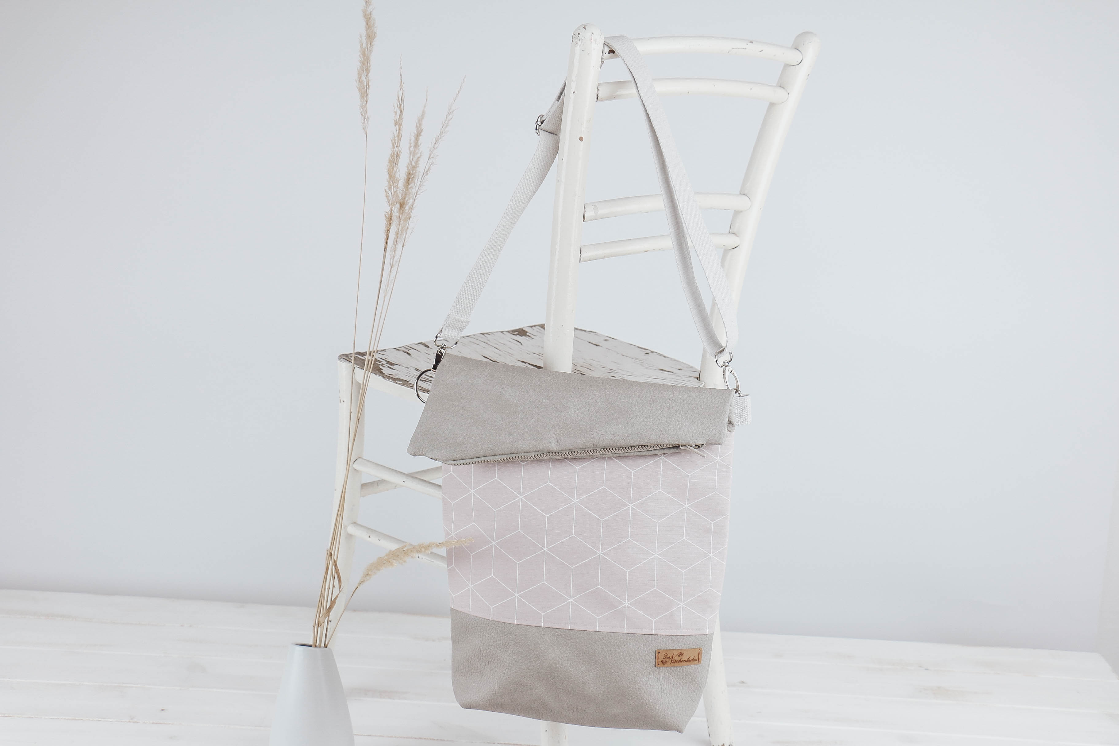 der-nischenladen-55VXBCBBoPSjL9t Fold-over- Tasche Geo rose