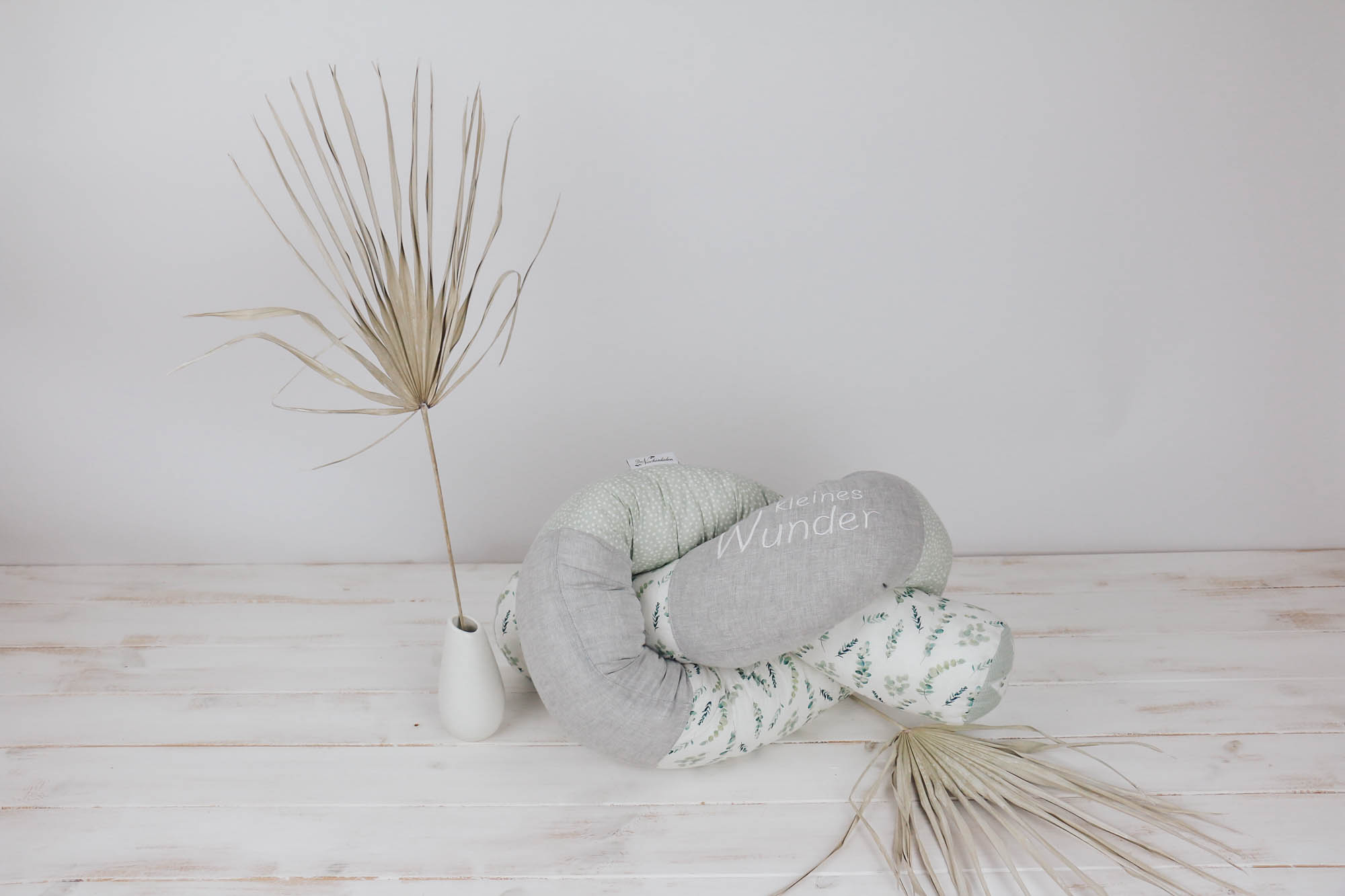 20220623-IMG_0777 Bettschlange Eukalyptus