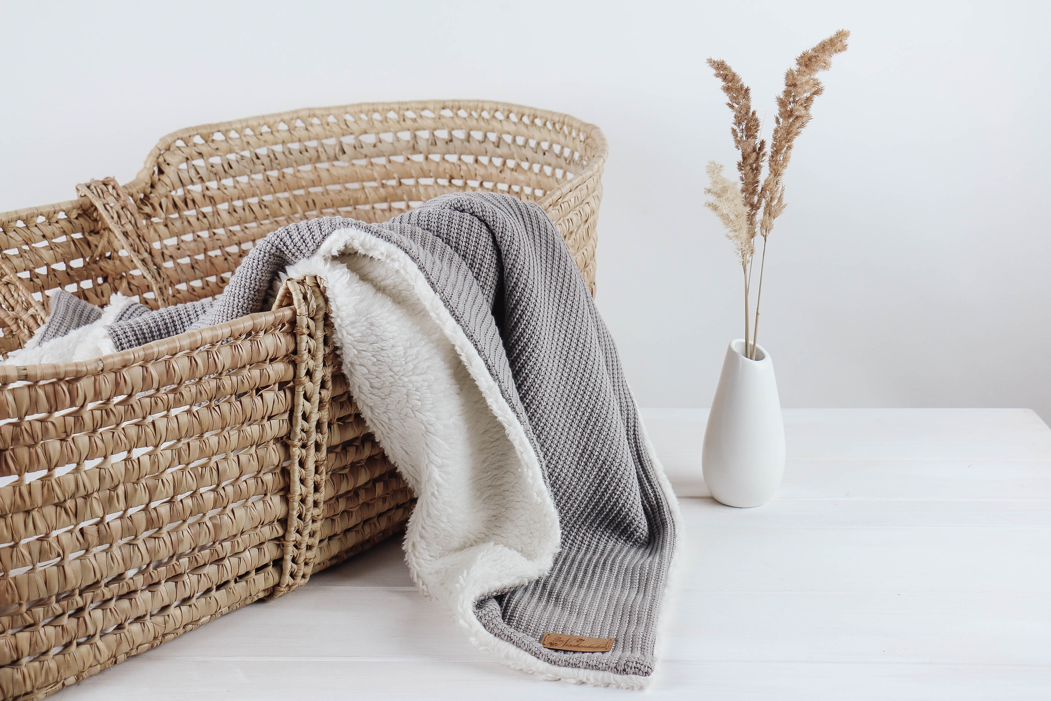 Nischenladen-283 Babydecke Strick taupe