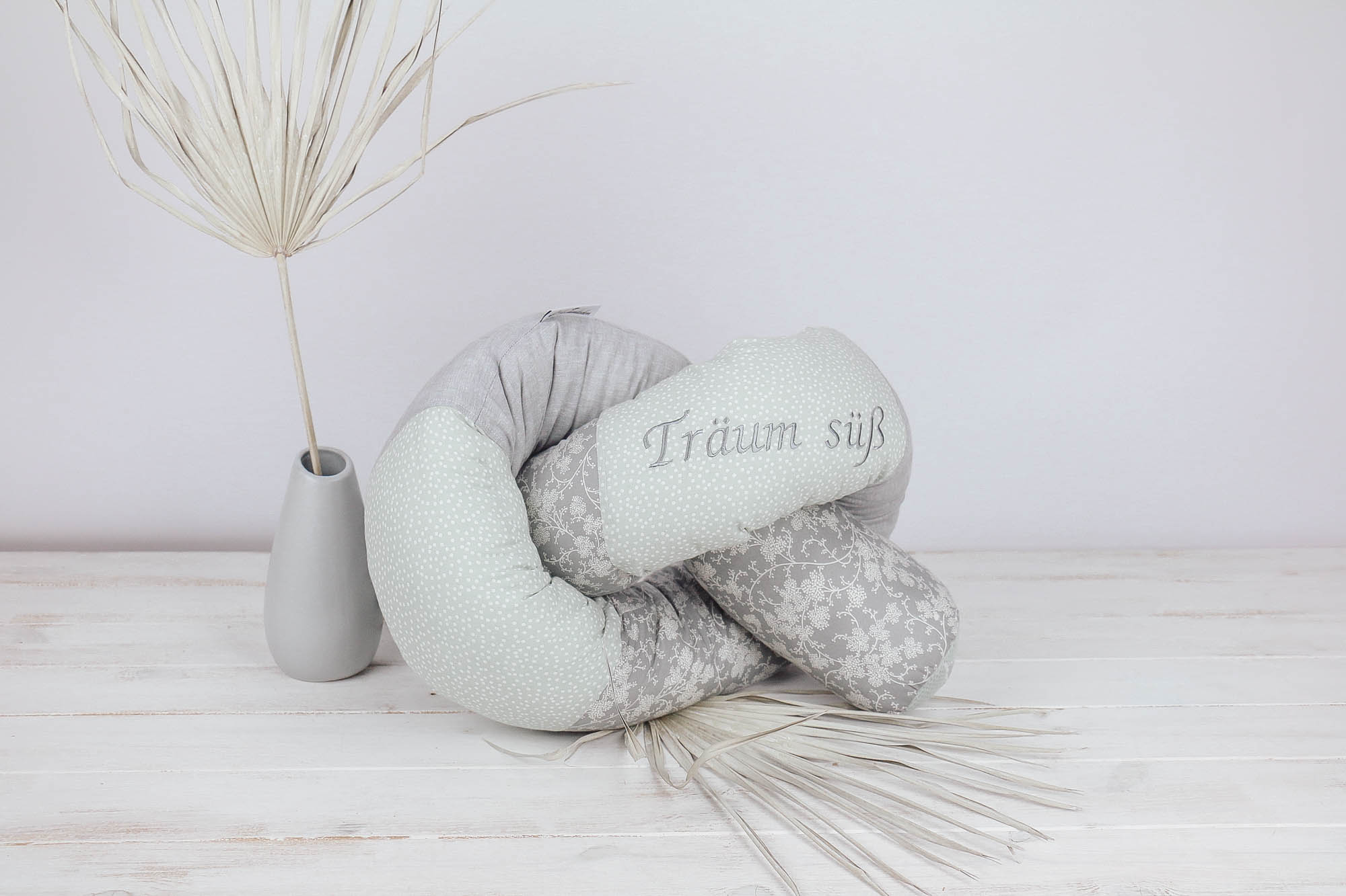 20220616-IMG_0688 Bettschlange *Blumenranke* mint-grau