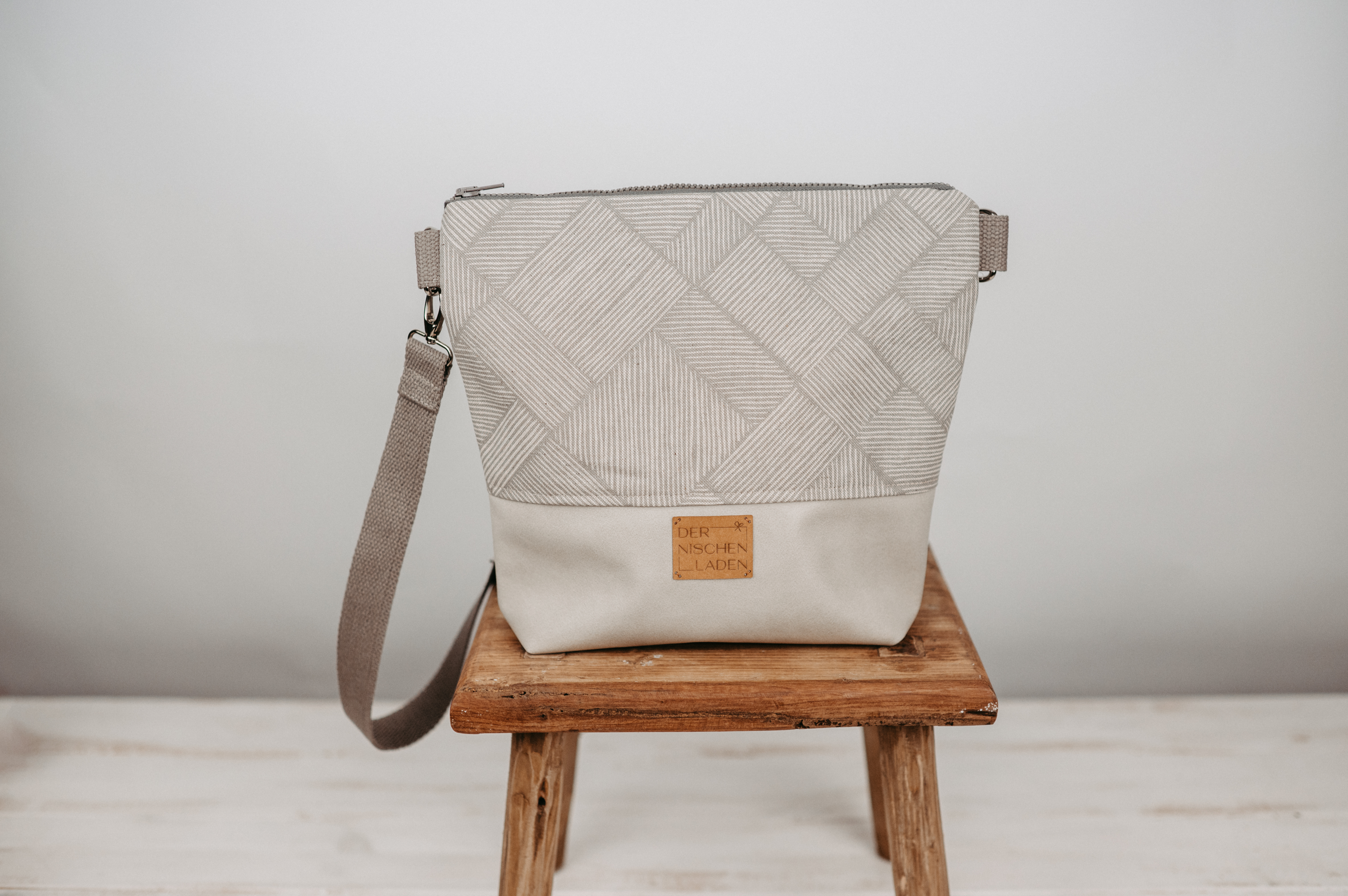 Umhängetasche Antwerp taupe Umhängetasche Antwerp taupe