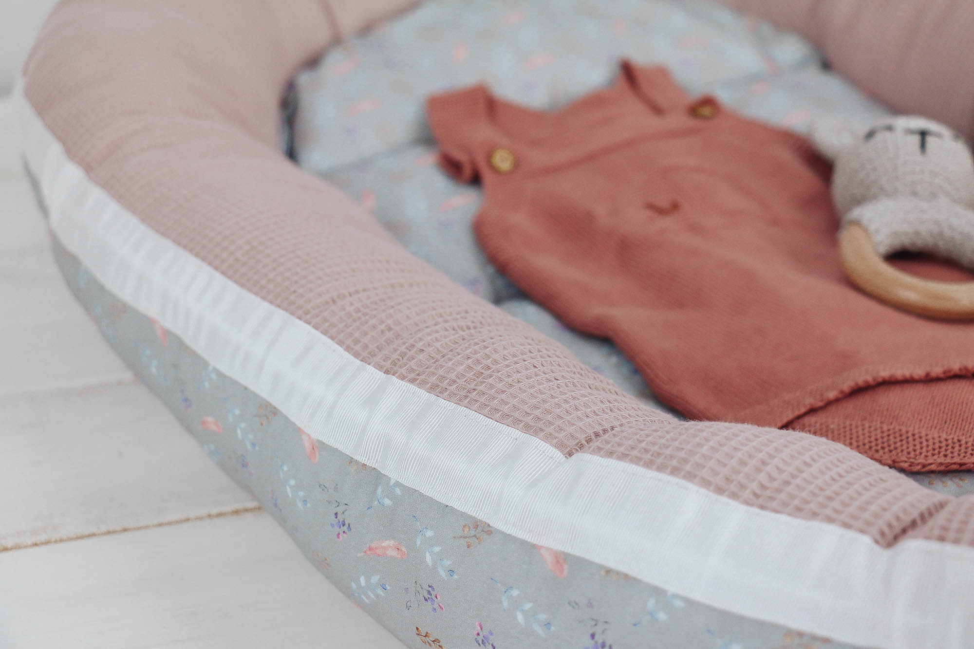 20220616-IMG_0747 Babynest *Blumenmeer* altrosa