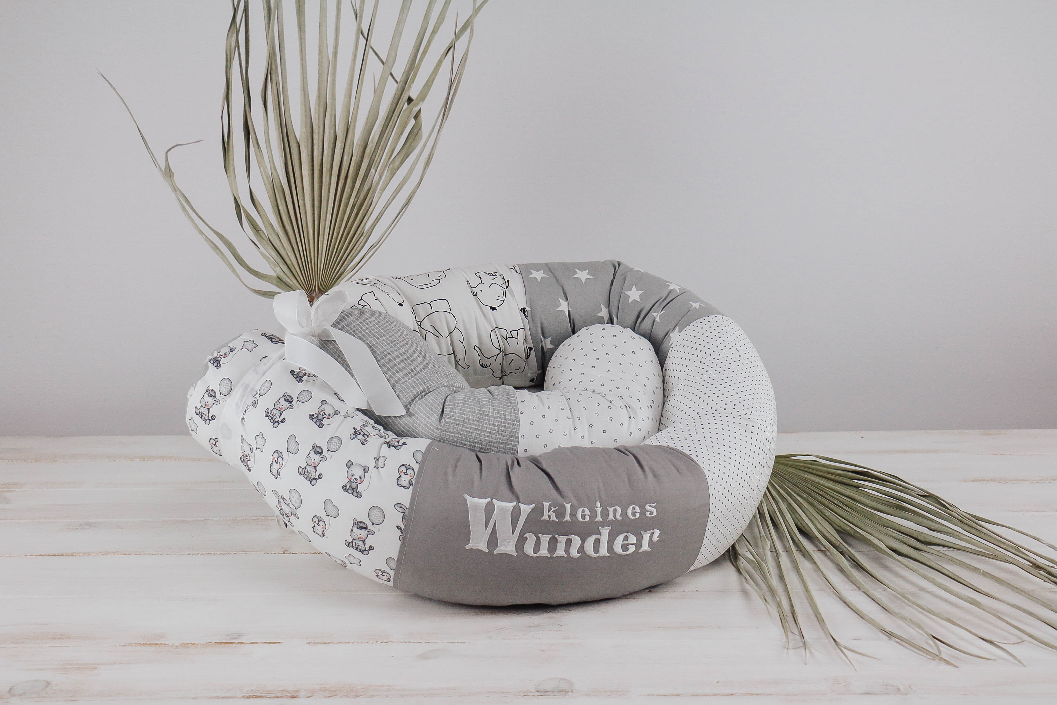 nischenladenFoSNYyoro7kXX Bettschlange grau-weiß