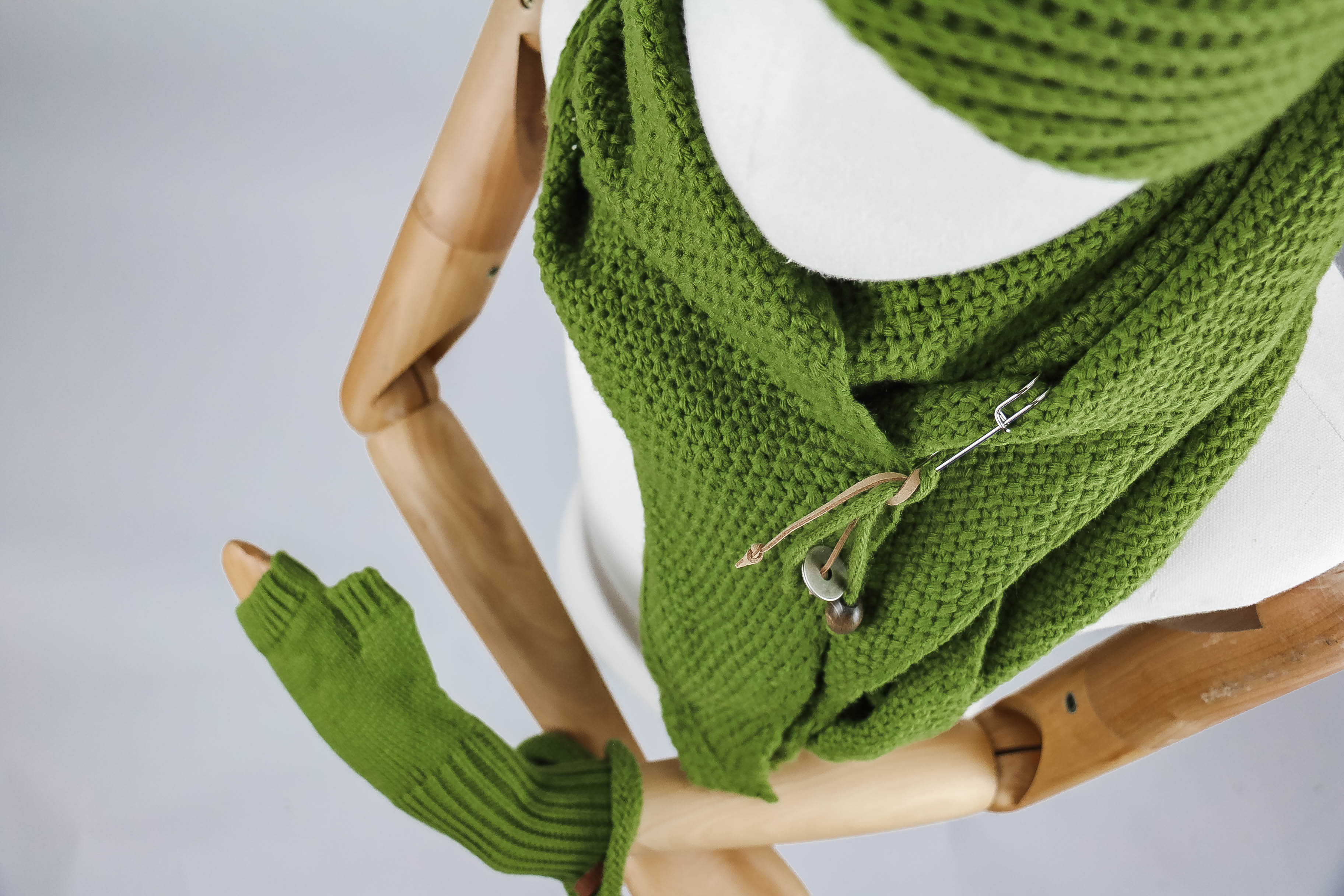 nischenladen-51TMEiRfW8e8vSC Dreieckstuch Coco Moosgrün