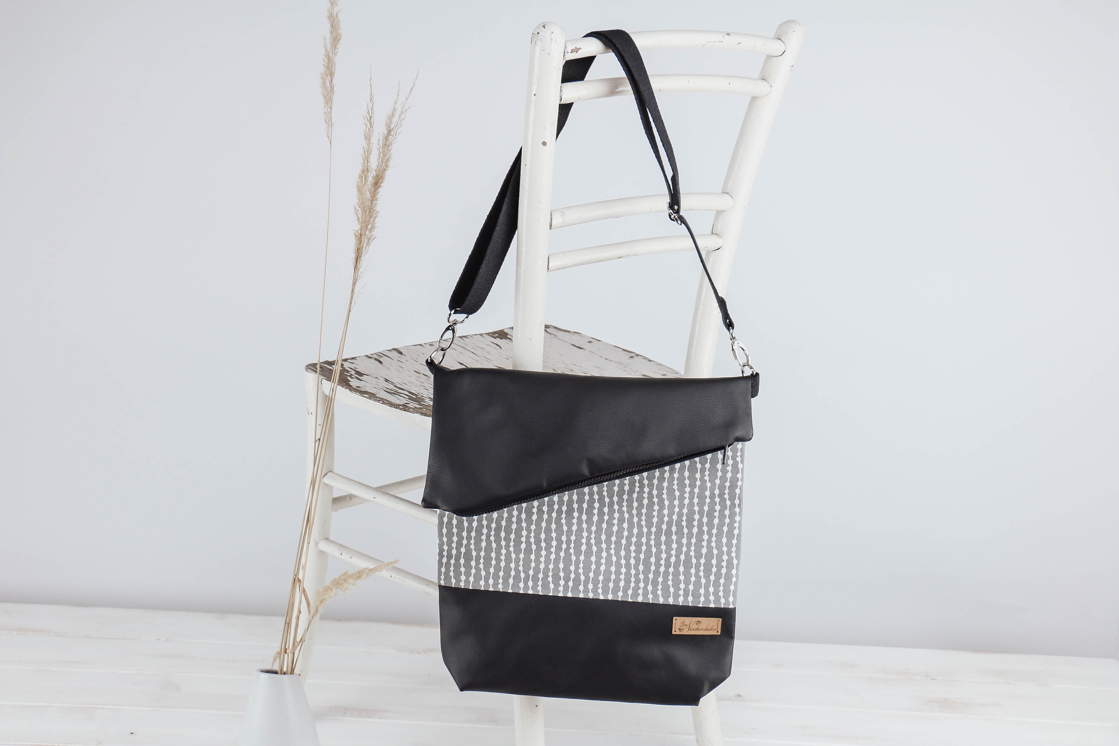 der-nischenladen-41ubidHZSp8eoSj Fold-over- Tasche pearls