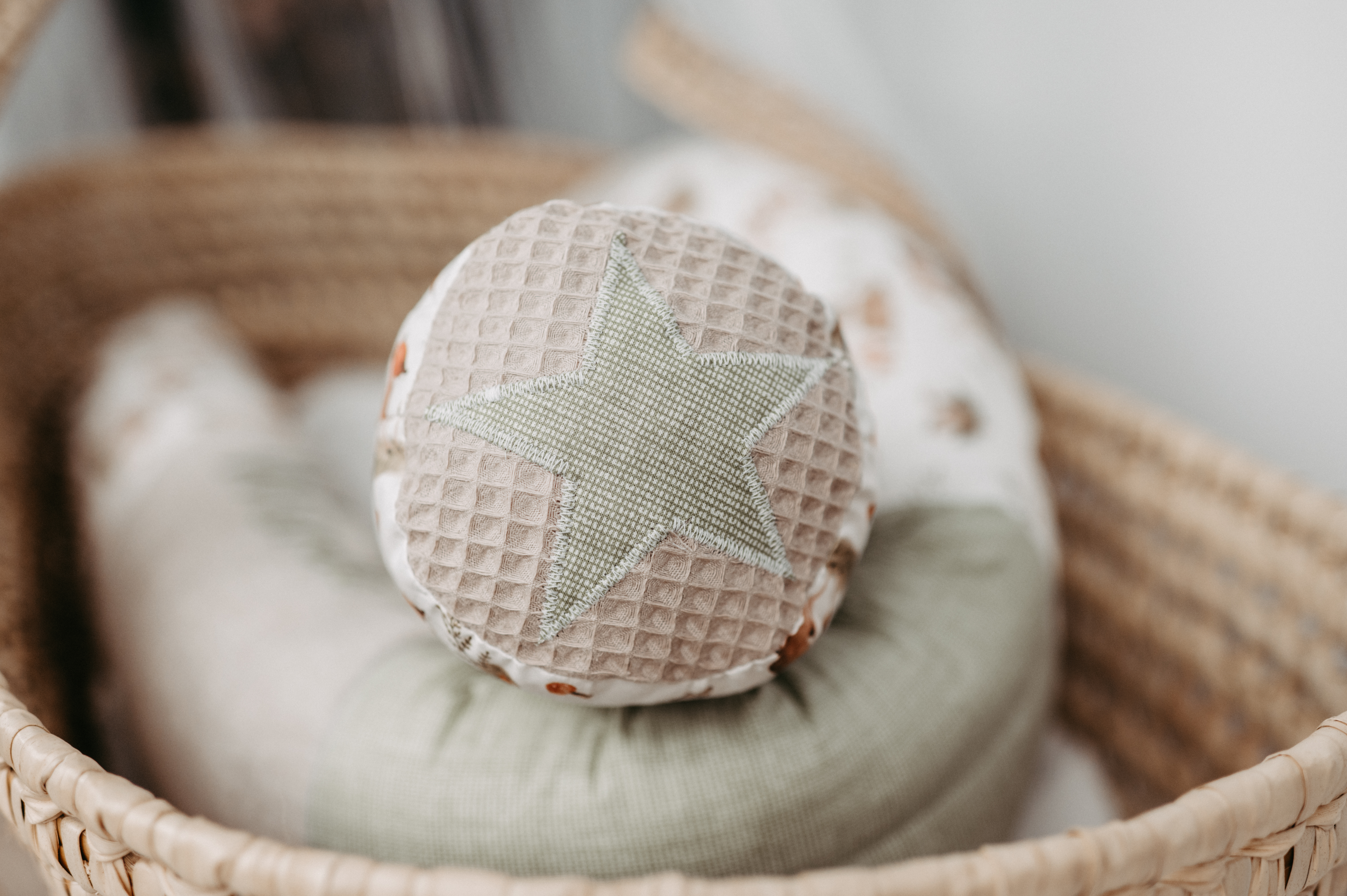 Bettschlange Waldtiere grün/natur Bettschlange Waldtiere grün/natur