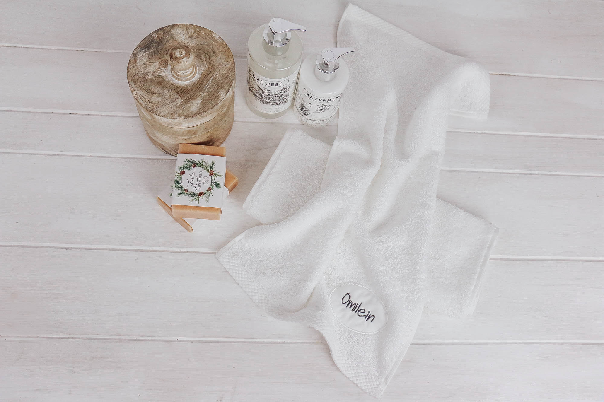 IMG_9995 Gästehandtuch *Omilein*weiß
