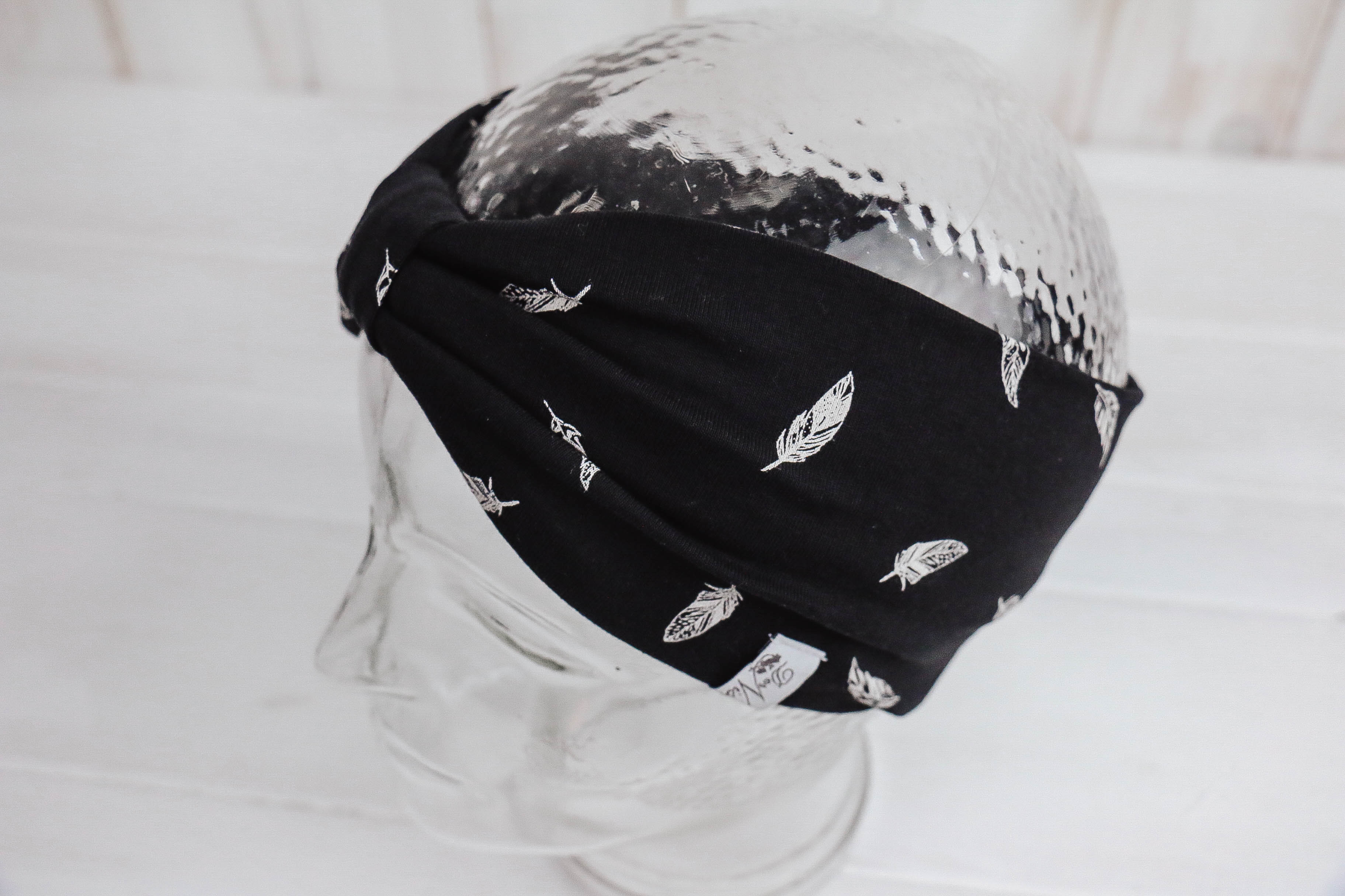 IMG_9175 Jersey Stirnband *Federspiel schwarz/weiß*