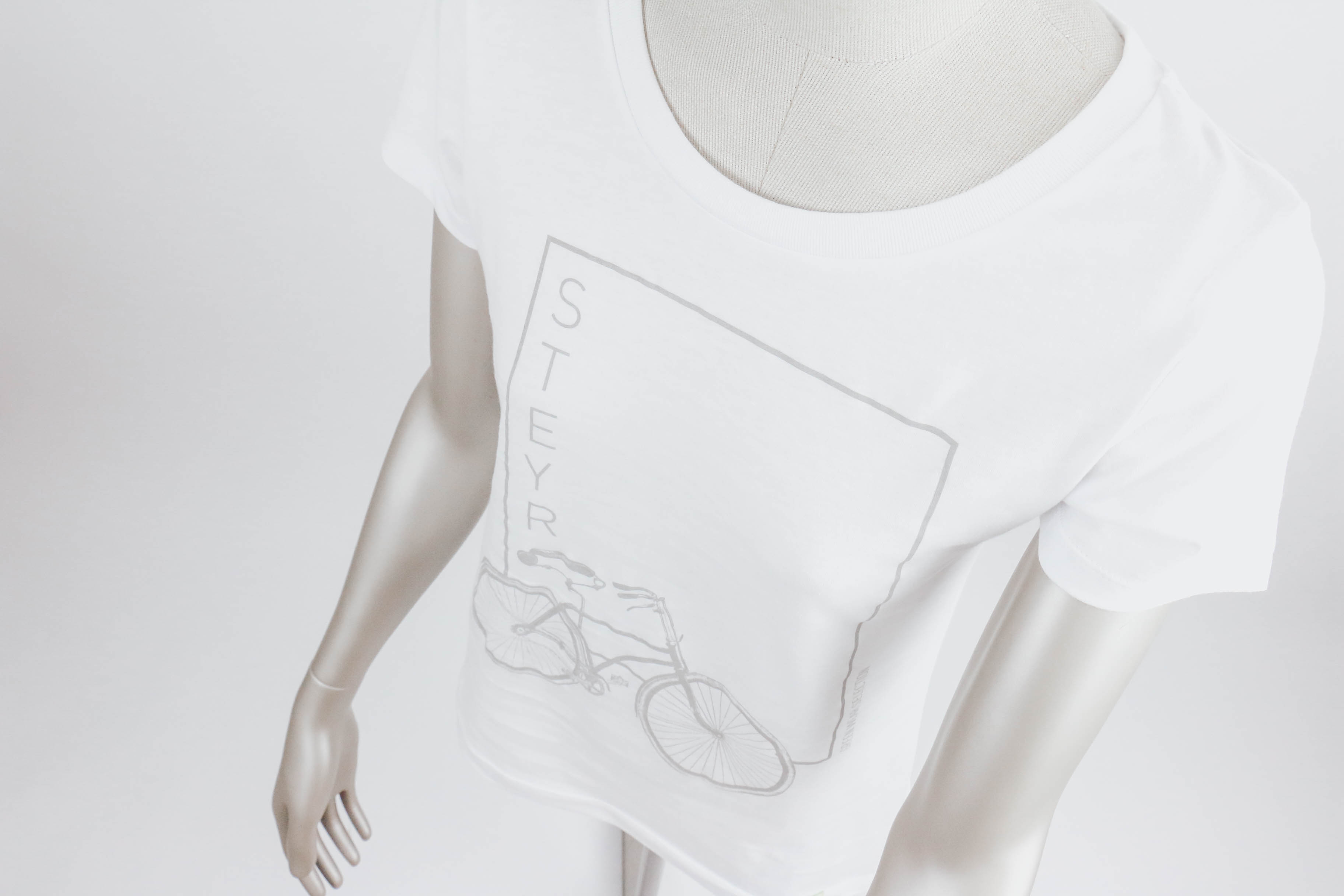 IMG_8809 Damen T-Shirt *Steyr Fahrrad* Weiß