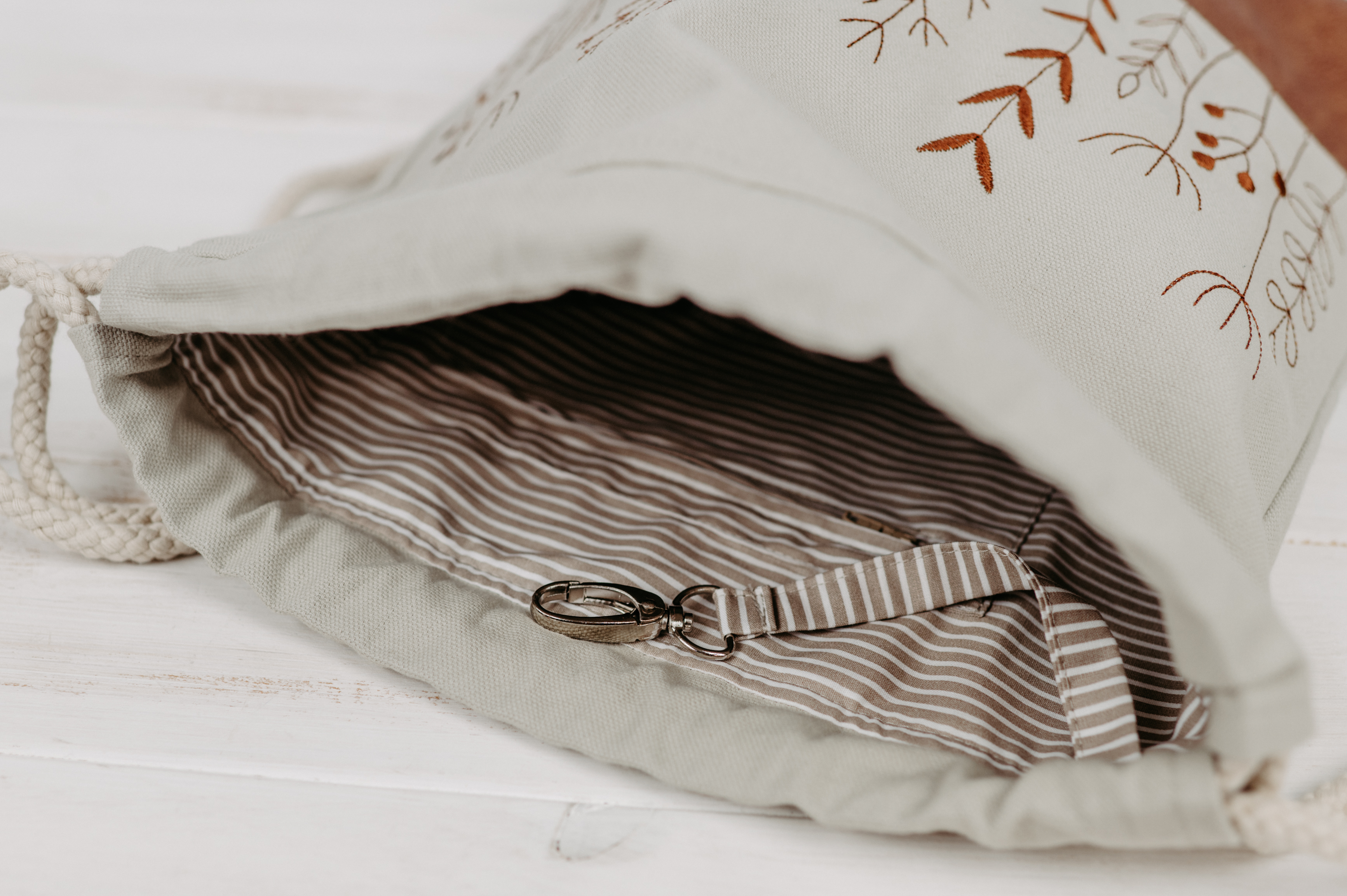 DSC_7675 Festivalbag Gräser cognac-natur