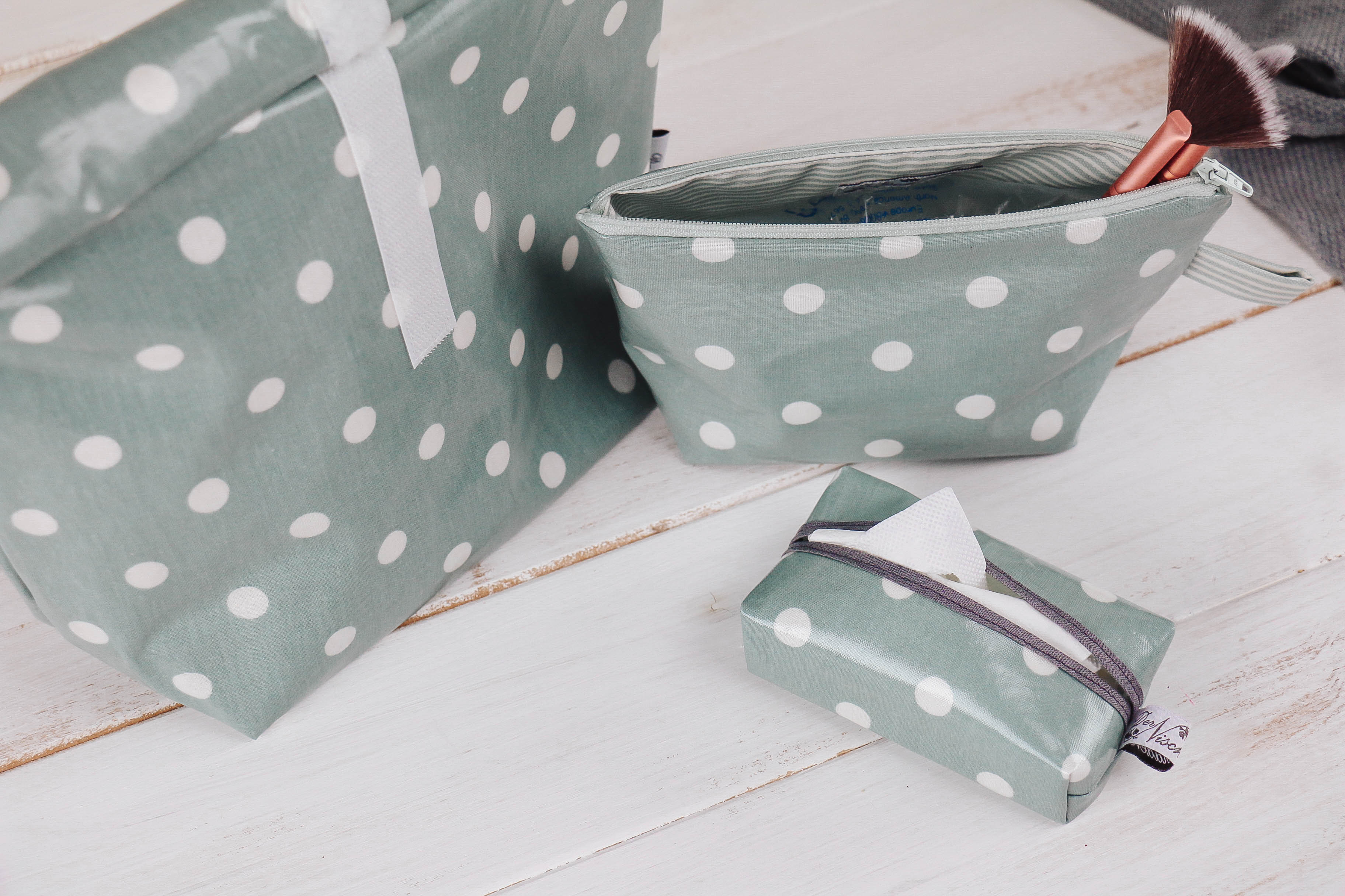 nischenladen-33aW3Se2yHBHs0s Wachstuchtäschchen Punkte mint-weiß