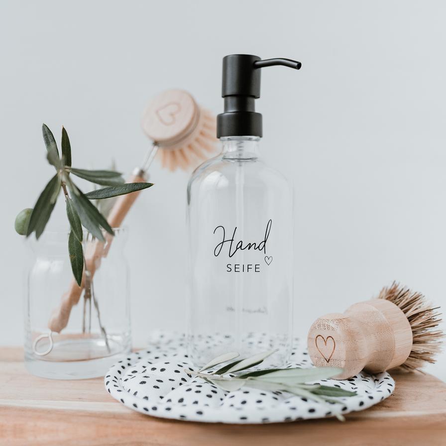 gl-011_handseife_5_photocredits_maggymelzer_896x896-1 Seifenspender Handseife transparent 250ml