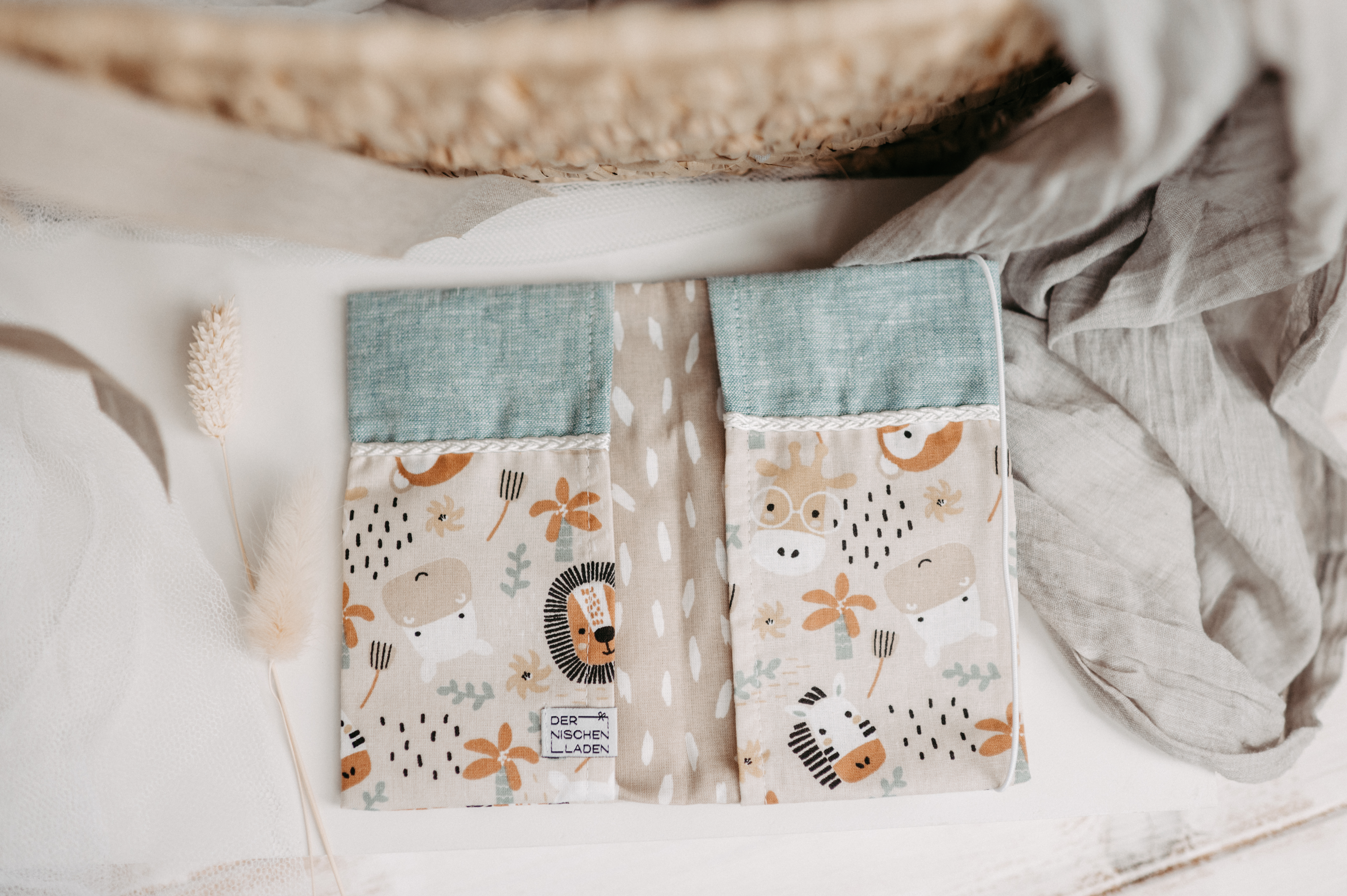 Mutter-Kind-Passhülle Dschungeltiere natur Mutter-Kind-Passhülle Dschungeltiere natur