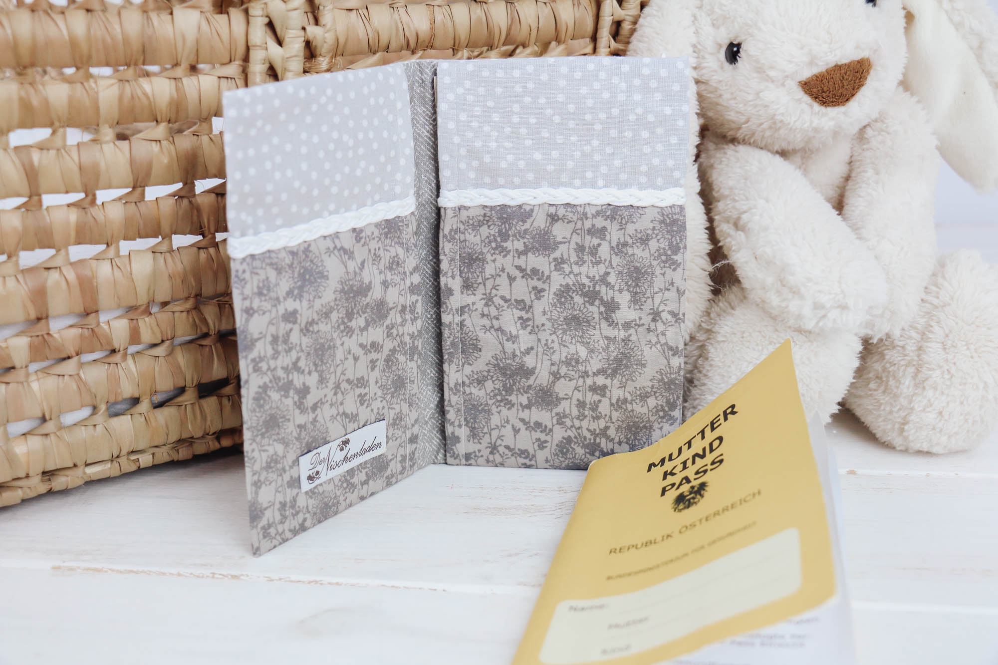 20220623-IMG_8295 Mutter-Kind-Passhülle Wiesenblume