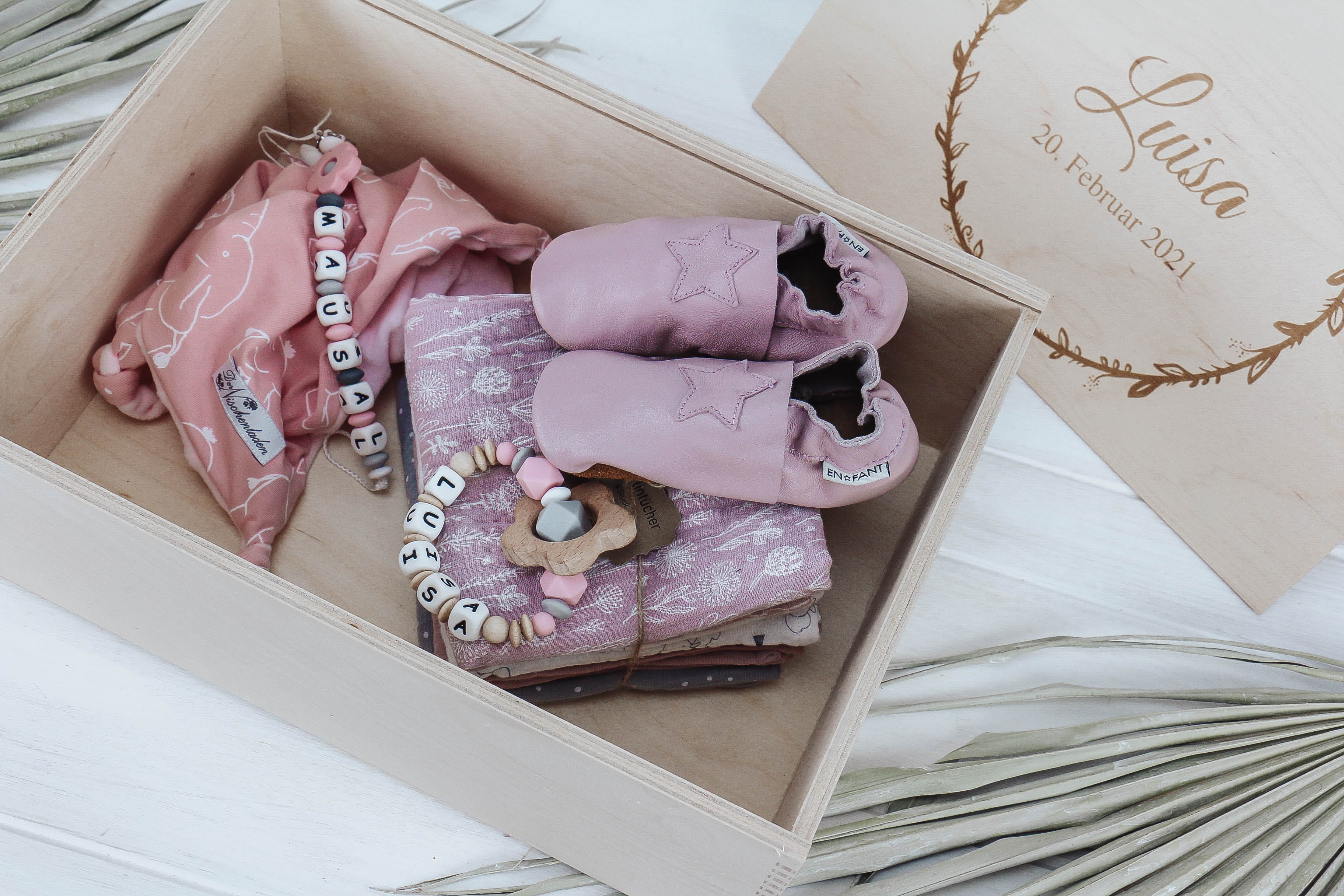 Erinnerungsbox Blumenkranz personaliersiert