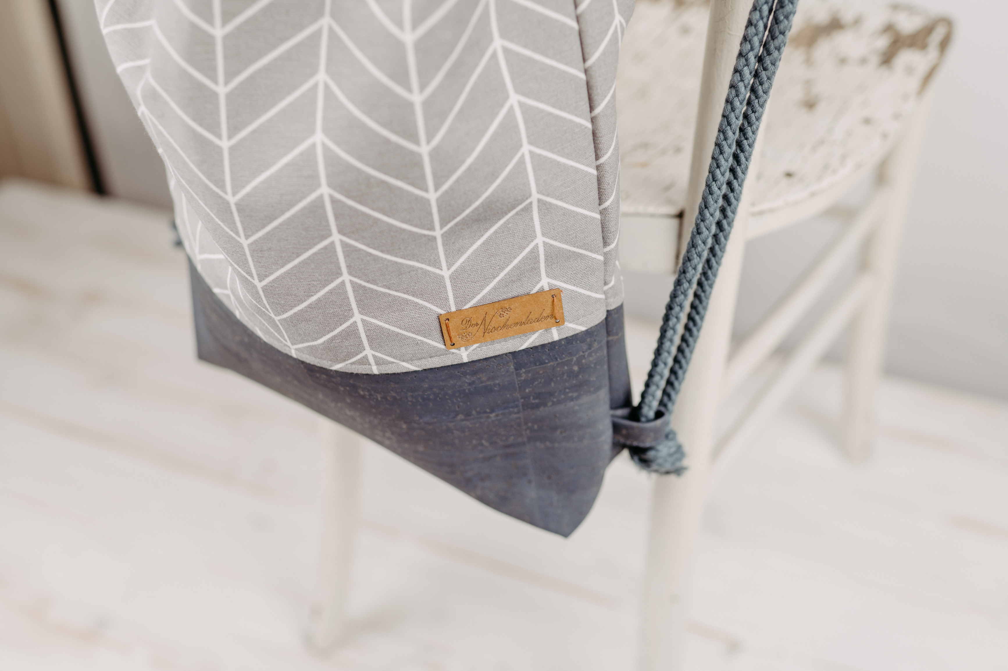 DSC_7766 Festivalbag arrow grey