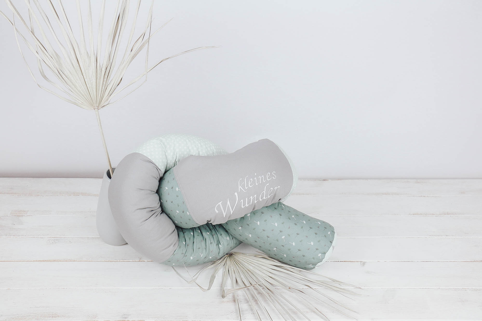 20220616-IMG_0686 Bettschlange *Pusteblume*grau-mint