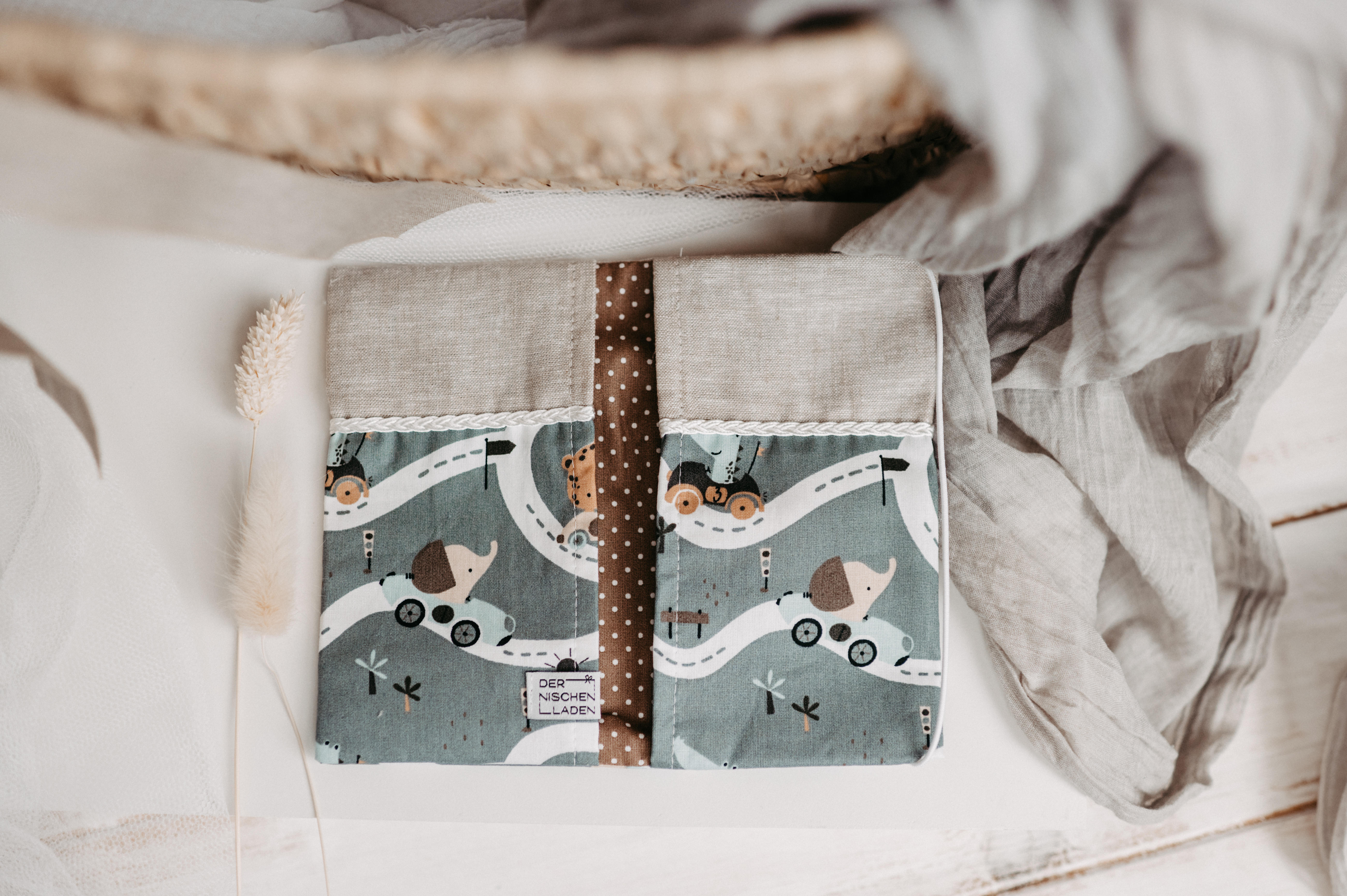 Mutter-Kind-Passhülle Autorennen Mutter-Kind-Passhülle Autorennen