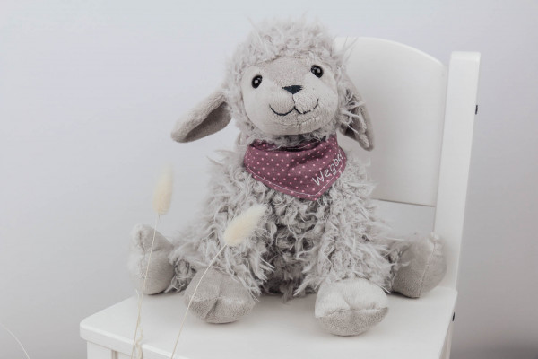 Kuscheltier Schaf grau mit besticktem Halstuch-Copy